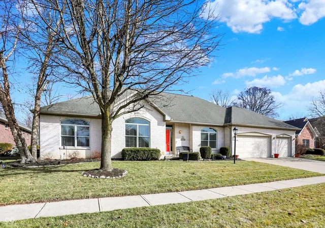 Homes for sale in Indianapolis, IN | 7241 Rooses Dr, Indianapolis, IN 46217 | MLS# 22085811