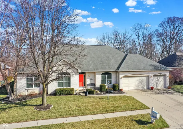 Homes for sale in Indianapolis, IN | 7241 Rooses Dr, Indianapolis, IN 46217 | MLS# 22085811