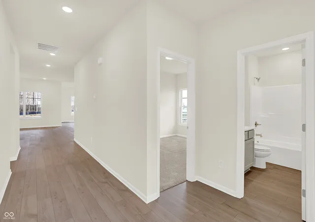5th image of 8656 Meadowlands Ct, Plainfield, IN 46168 | MLS# 22086007