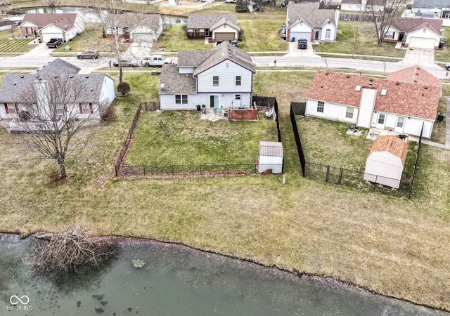 3rd image of 915 Congressional Wy, Shelbyville, IN 46176 | MLS# 22086050