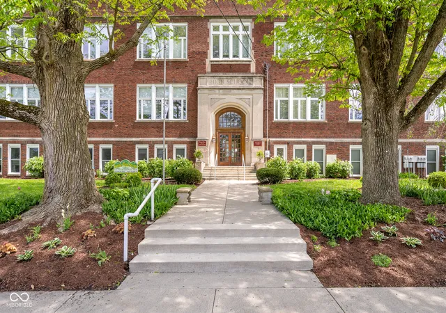 1st image of 111 S Spring St #204, Greencastle, IN 46135 | MLS# 22086141