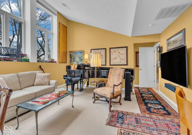 3rd image of 111 S Spring St #204, Greencastle, IN 46135 | MLS# 22086141