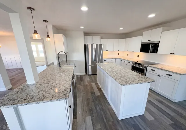 Photo 2 of Single family home for sale at 8251 S Evening Dr, Pendleton, IN 46064 | MLS# 22086173 | Listing updated on 2026-09-25