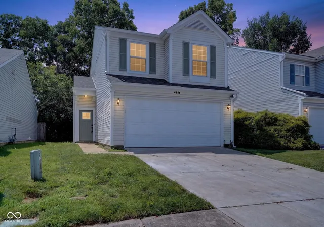 Homes for sale in Indianapolis, IN | 4938 Pembridge Dr, Indianapolis, IN 46254 | MLS# 22086376