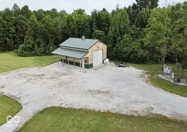 4th image of 4530 S Frye Hill Rd, Williamsport, IN 47993 | MLS# 22086459