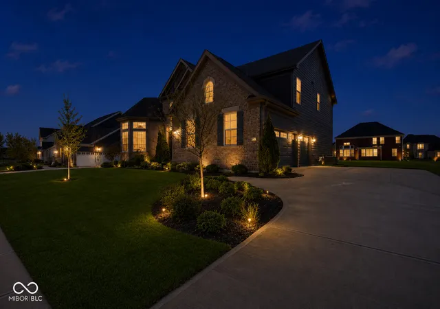 5th image of 1436 Hove Dr, Greenwood, IN 46143 | MLS# 22086505