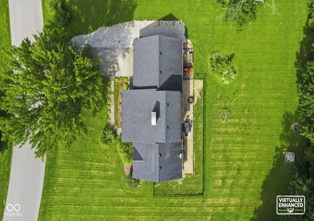 Photo 3 of Sale Pending at 825 W Krislynn Woods Ave, West Terre Haute, IN 47885 | MLS# 22086577 | Listing updated on 2026-09-03