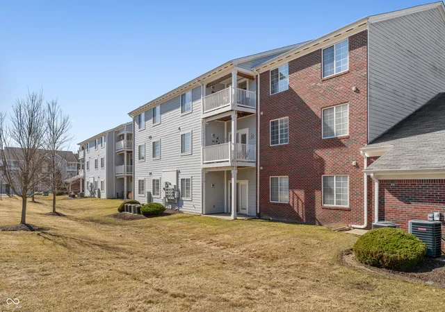 Homes for sale in Indianapolis, IN | 6231 Amber Creek Ln #310, Indianapolis, IN 46237 | MLS# 22086824