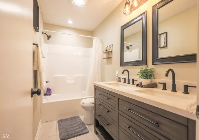 Photo 4 of Single family home for sale at 751 S Summit St, French Lick, IN 47432 | MLS# 22086830 | Listing updated on 2026-09-02