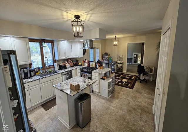 4th image of 716 Allen Dr, Sweetser, IN 46987 | MLS# 22086875