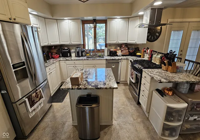 5th image of 716 Allen Dr, Sweetser, IN 46987 | MLS# 22086875