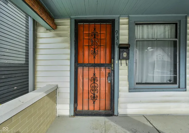 3rd image of 934 E Morris St, Indianapolis, IN 46203 | MLS# 22086939