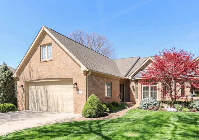 1st image of 1752 Pathway Dr N, Greenwood, IN 46143 | MLS# 22087203