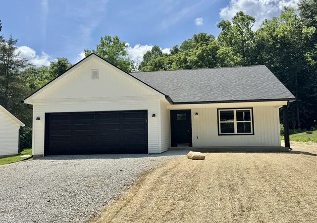 Homes for sale in Coatesville, IN | 613 Jefferson Vly, Coatesville, IN 46121 | MLS# 22087300