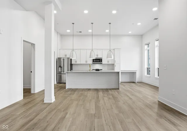 5th image of 925 Veterans Wy #104, Carmel, IN 46032 | MLS# 22087318