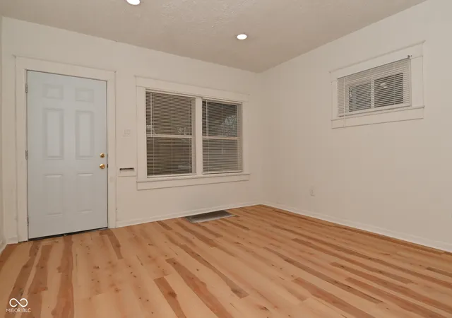 4th image of 822 N Bradley Ave, Indianapolis, IN 46201 | MLS# 22087324