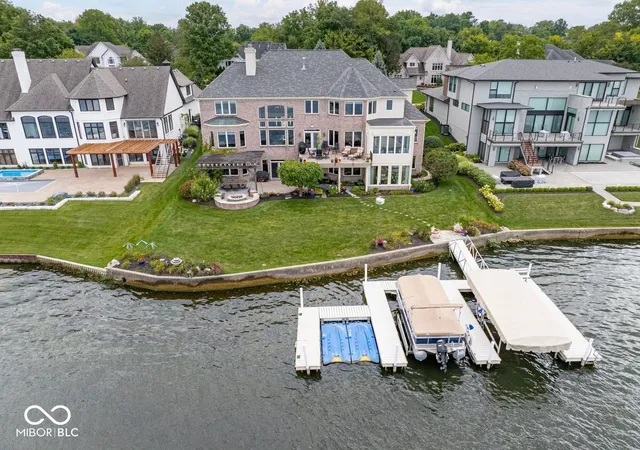 Photo 3 of Single family home for sale at 9088 Nautical Watch Dr, Indianapolis, IN 46236 | MLS# 22087453 | Listing updated on 2026-09-04