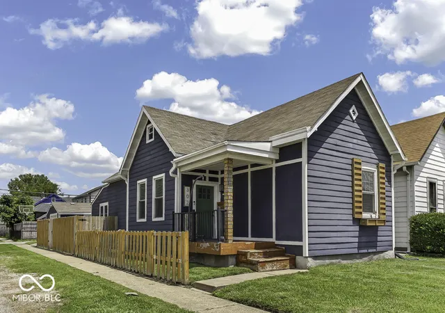 1st image of 302 Terrace Ave, Indianapolis, IN 46225 | MLS# 22087637