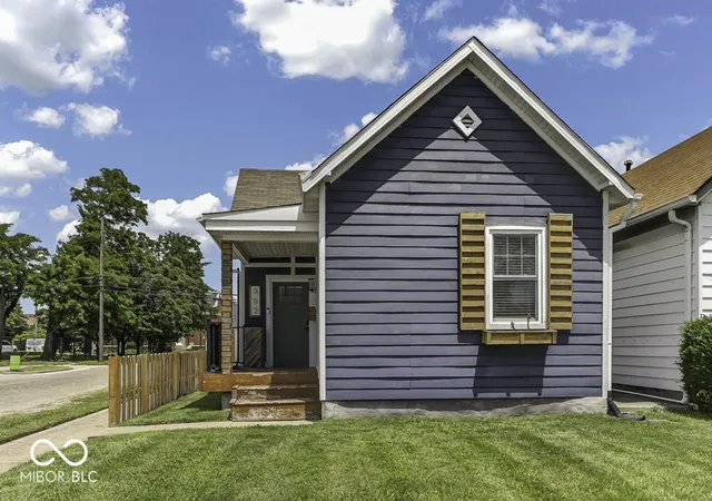 2nd image of 302 Terrace Ave, Indianapolis, IN 46225 | MLS# 22087637