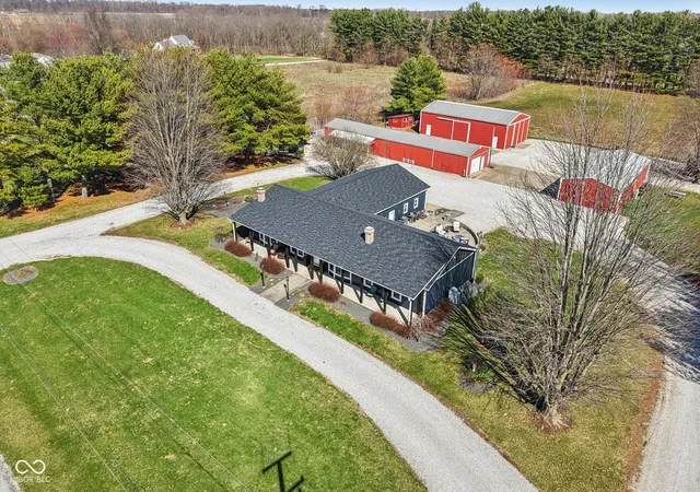 Homes for sale in Lizton, IN | 7135 N County Road 300 W, Lizton, IN 46149 | MLS# 22087710