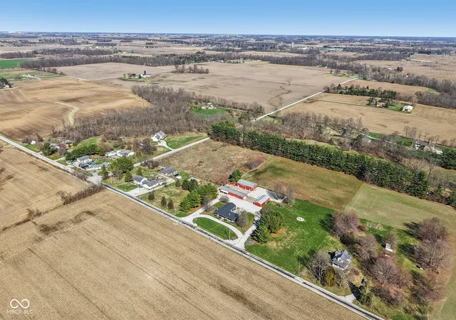 Homes for sale in Lizton, IN | 7135 N County Road 300 W, Lizton, IN 46149 | MLS# 22087710