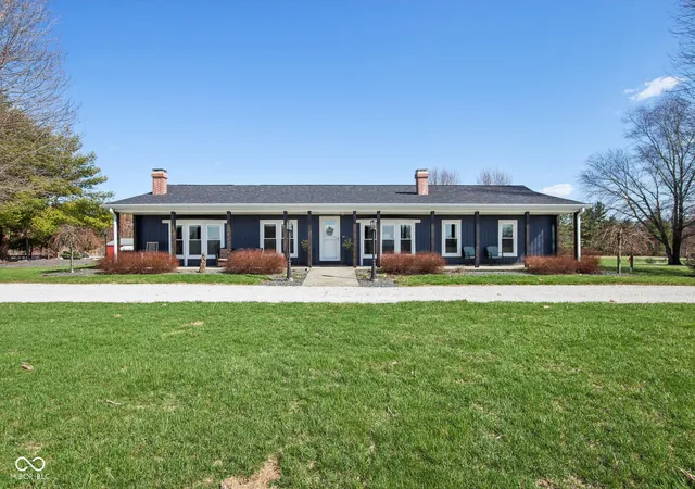 Homes for sale in Lizton, IN | 7135 N County Road 300 W, Lizton, IN 46149 | MLS# 22087710