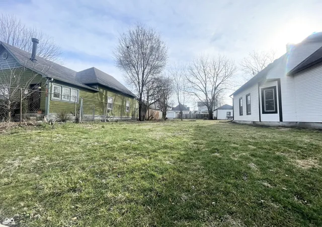 1st image of 1125 Larch St, Indianapolis, IN 46201 | MLS# 22087713