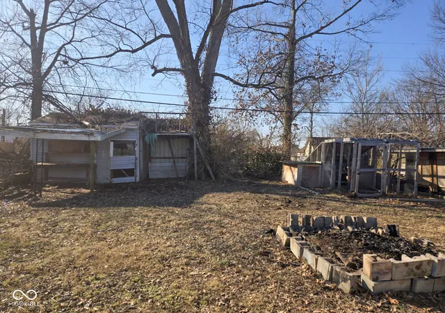 3rd image of 2005 Blue Ridge Dr, Terre Haute, IN 47802 | MLS# 22087804