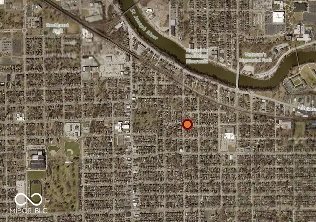 Photo 3 of Sale Pending at 1726 Leer St, South Bend, IN 46613 | MLS# 22087849 | Listing updated on 2026-09-29