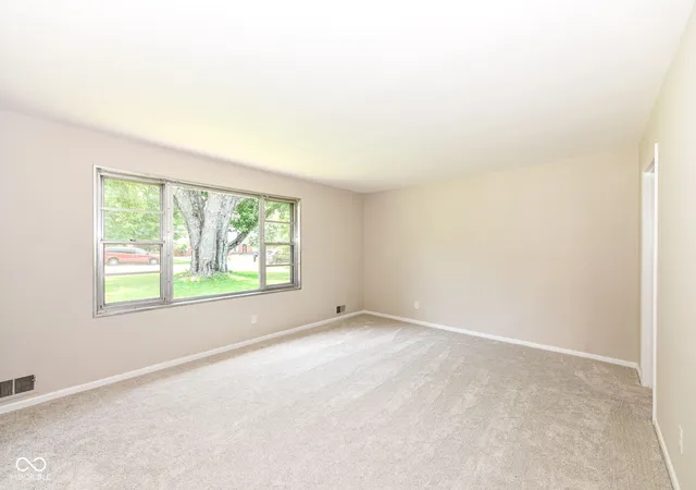 5th image of 1526 Orchard Park Dr N, Carmel, IN 46280 | MLS# 22087953