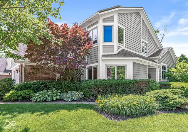 Photo 1 of Condo for sale at 7884 Clearwater Pkwy, Indianapolis, IN 46240 | MLS# 22088013 | Listing updated on 2026-09-22