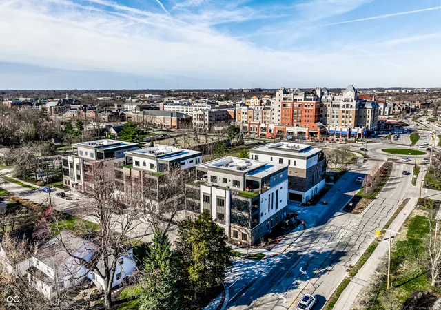 3rd image of 729 Livingstone Dr #400, Carmel, IN 46032 | MLS# 22088140
