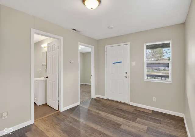3rd image of 114 S Sheridan Ave, Indianapolis, IN 46219 | MLS# 22088166