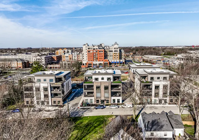 3rd image of 717 Livingstone Dr #200, Carmel, IN 46032 | MLS# 22088167