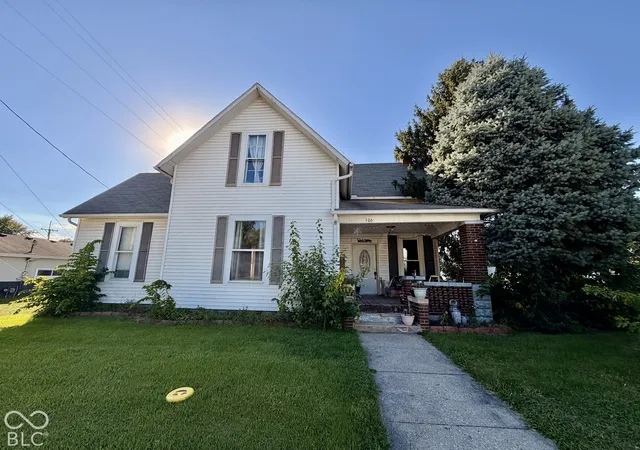 Photo 1 of Single family home for sale at 106 N Indiana St, Roachdale, IN 46172 | MLS# 22088208 | Listing updated on 2026-10-10