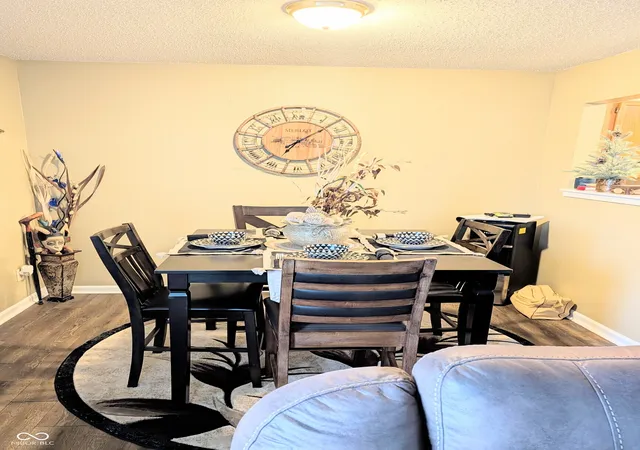 Photo 3 of Single family home for sale at 4437 Fullwood Ct, Indianapolis, IN 46254 | MLS# 22088257 | Listing updated on 2026-10-30