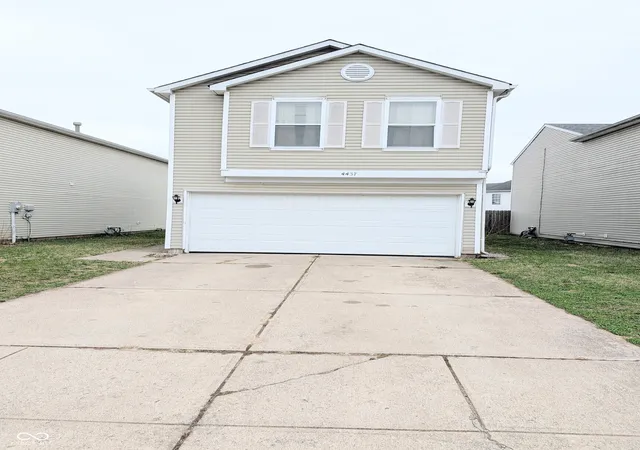 Single family home for sale at 4437 Fullwood Ct, Indianapolis, IN 46254 | MLS# 22088257