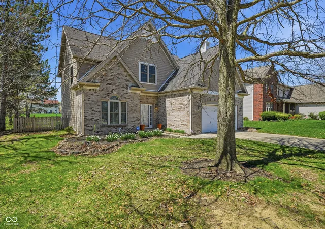3rd image of 1036 Spanish Lake Dr, Avon, IN 46123 | MLS# 22088274