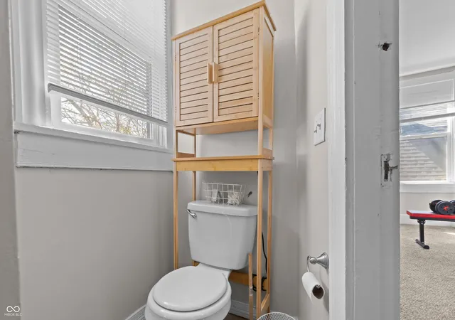 17th image of 2341 N Kenwood Ave, Indianapolis, IN 46208 | MLS# 22088319