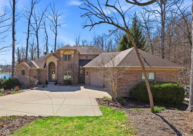 1st image of 1869 E York Ct, Martinsville, IN 46151 | MLS# 22088371
