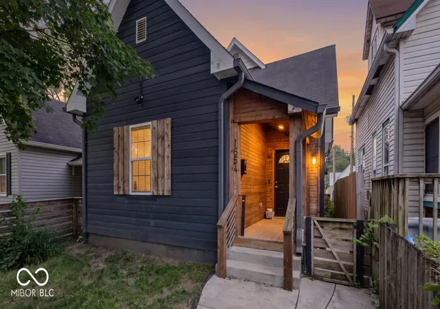3rd image of 1654 S Talbott St, Indianapolis, IN 46225 | MLS# 22088372