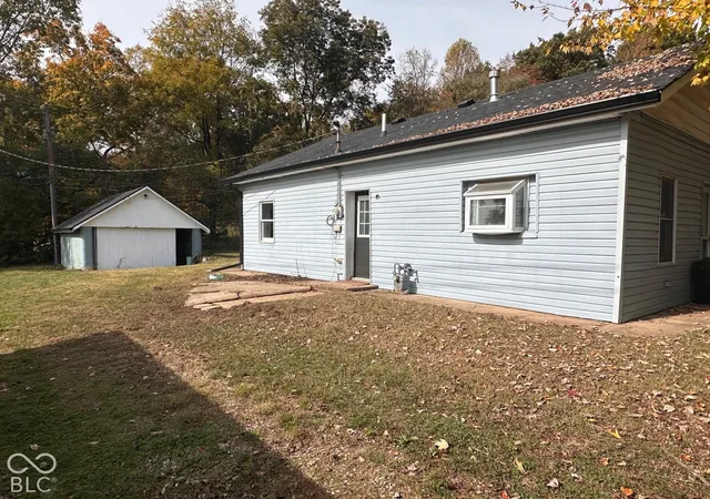 Photo 3 of Single family home for sale at 767 Laymon Ave, Spencer, IN 47460 | MLS# 22088412 | Listing updated on 2026-10-27