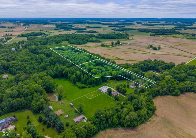 Homes for sale in Seymour, IN | 7000 E County Road 50 N, Seymour, IN 47274 | MLS# 22088492