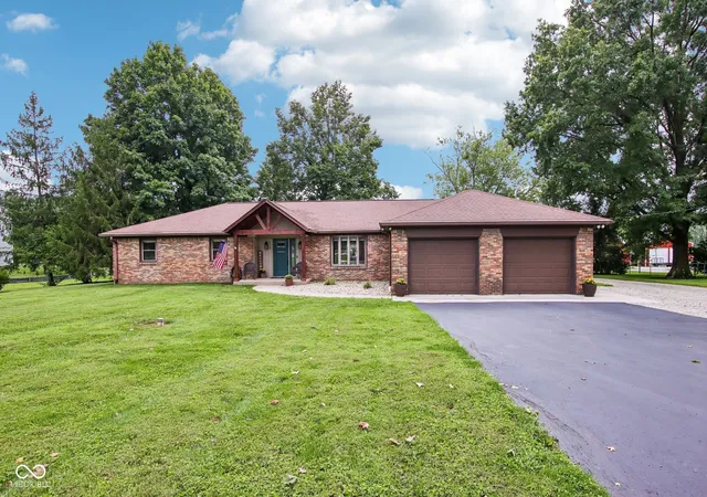 1st image of 173 Keller Hill Rd, Mooresville, IN 46158 | MLS# 22088695