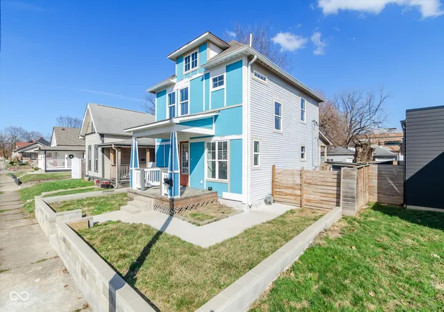 Photo 2 of Sale Pending at 543 N Temple Ave, Indianapolis, IN 46201 | MLS# 22088696 | Listing updated on 2026-10-05
