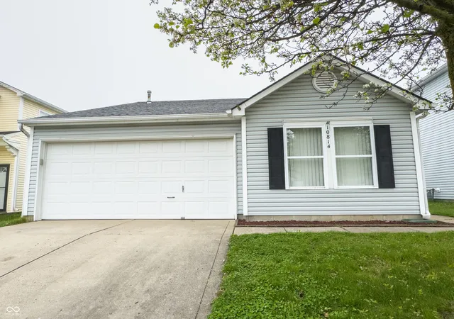Homes for sale in Camby, IN | 10814 Glenayr Dr, Camby, IN 46113 | MLS# 22088773