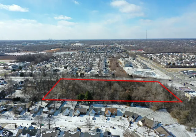 3rd image of 3701 N German Church Rd, Indianapolis, IN 46235 | MLS# 22088894