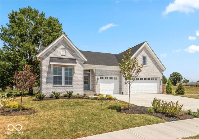 2nd image of 9570 Hemingway Dr, Indianapolis, IN 46239 | MLS# 22088977
