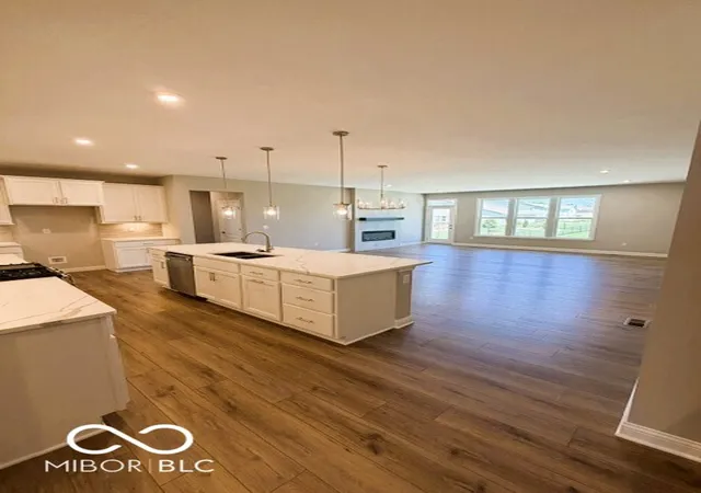 2nd image of 6228 Hampton Walk Blvd, Mc Cordsville, IN 46055 | MLS# 22088980