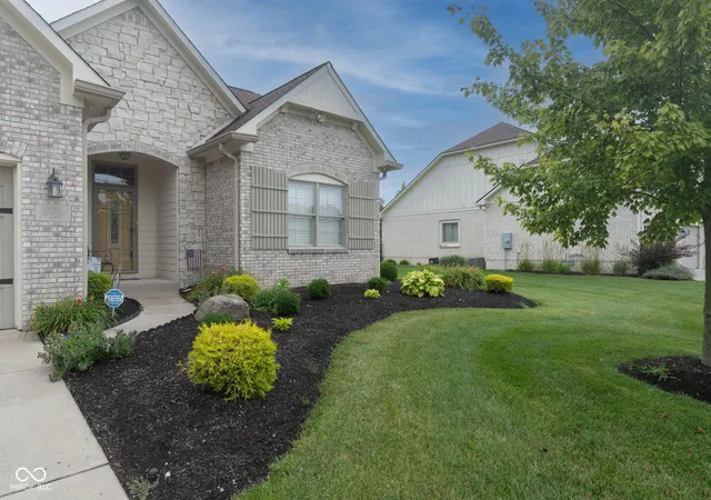 Homes for sale in Greenwood, IN | 4082 Bayberry Ct, Greenwood, IN 46143 | MLS# 22089020